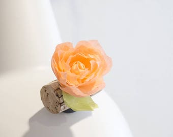 Brush Flower Magnetic Cork Screw