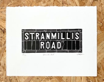 Plaque de rue Belfast, impression lino, Stranmillis Road | Linogravure irlandaise | Irlande du Nord | Art des Neuf Glens