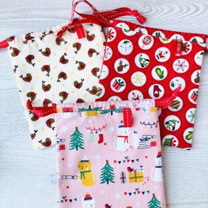 Gefütterte Wiederverwendbare Weihnachtsgeschenktüten - Medium