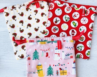 Lined Reusable Christmas Gift Bags - Medium