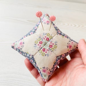 Compass Pin Cushion PDF Sewing Pattern