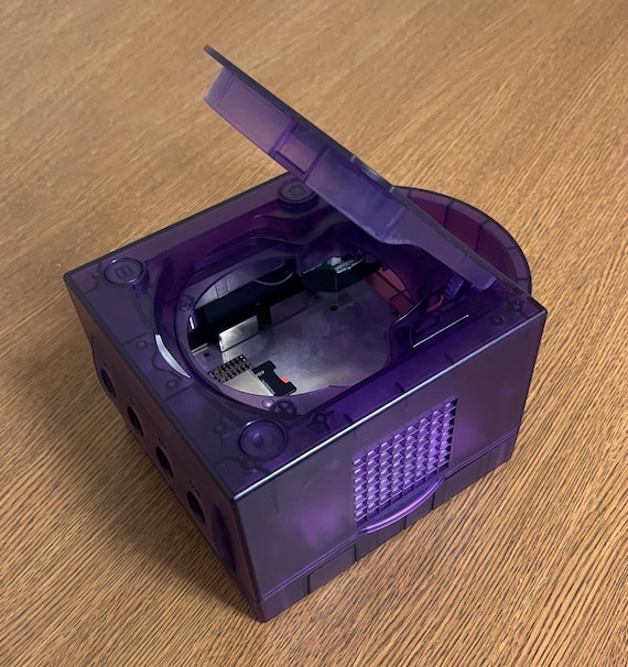ニンテンドー  GAMECUBE  パープル Nintendo GameCube Translucent PURPLE Violet Gaming Console