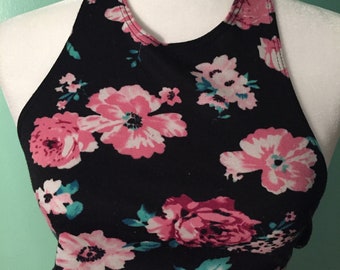 Vintage 1990s 90s Black Pink Floral Flower Print Sexy Tie Halter Minimalist Crewneck Midriff Blouse Top Sz XS/Small