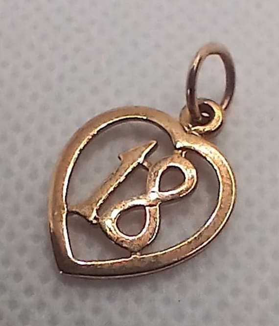 9ct Yellow Solid Gold 18th Birthday Pendant
