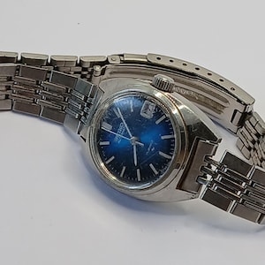 Vintage SEIKO Ladies Windup/Automatic Watch 1970'S Japan Made 17 Jewel Working Well.