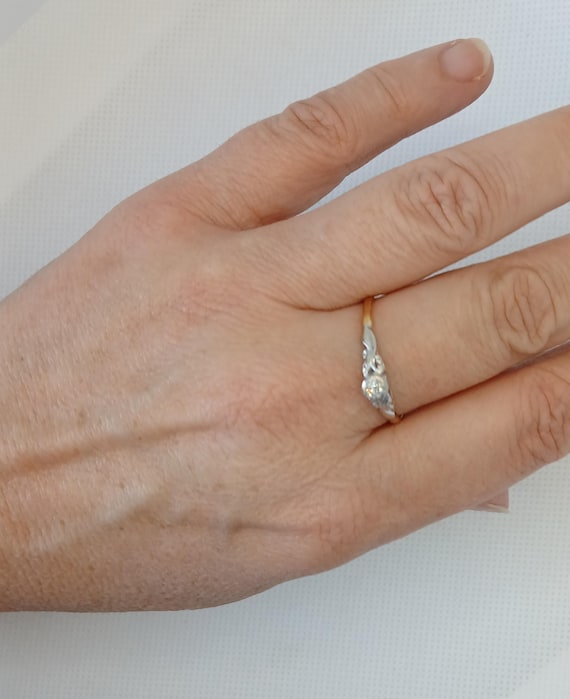 ART DECO 18ct Solid Gold and SOLITAIRE Diamond En… - image 1