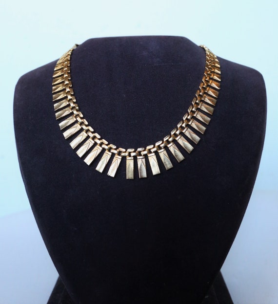 Cleopatra style necklace deals