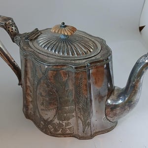 Antique Sheffield Silver-Plate engraved TEAPOT Bone Topper English/Australian c1915