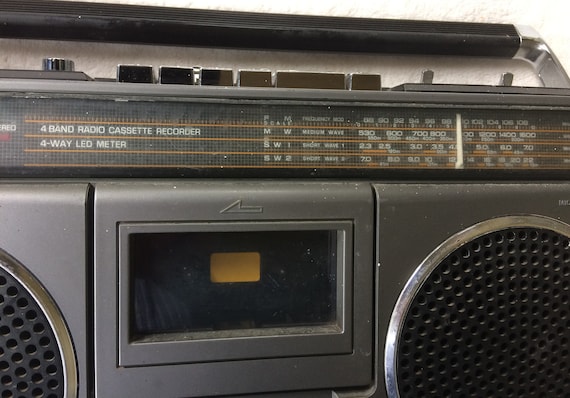 Vintage NATIONAL PANASONIC Boombox Japan-made RQ-4050FD 4 Vintage NATIONAL PANASONIC Boombox Japan-made RQ-4050FD 4
