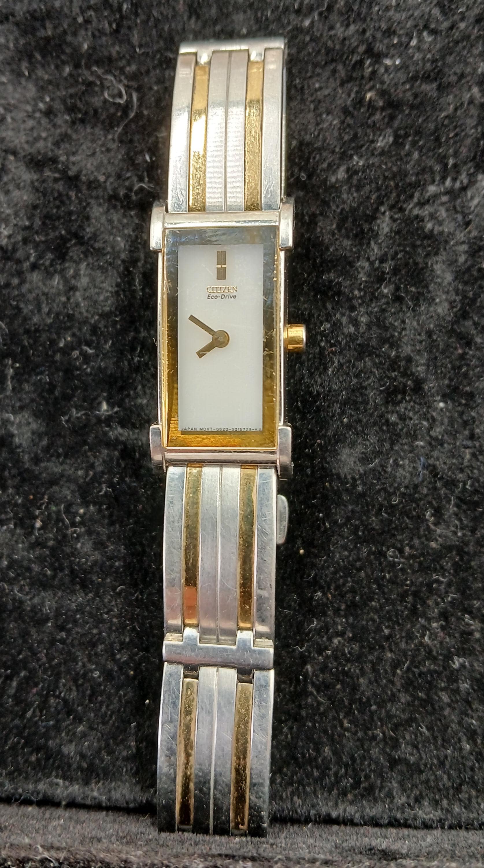 CITIZEN ECO-DRIVE Ladies Watch Gold and Siver-tone Band  display picture 1