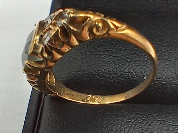 Antique 18ct Solid Yellow Gold Ring set with 6 x … - image 6