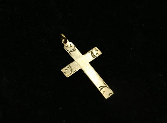 9ct Yellow Solid Gold Patterned Cross Pendant - image 4