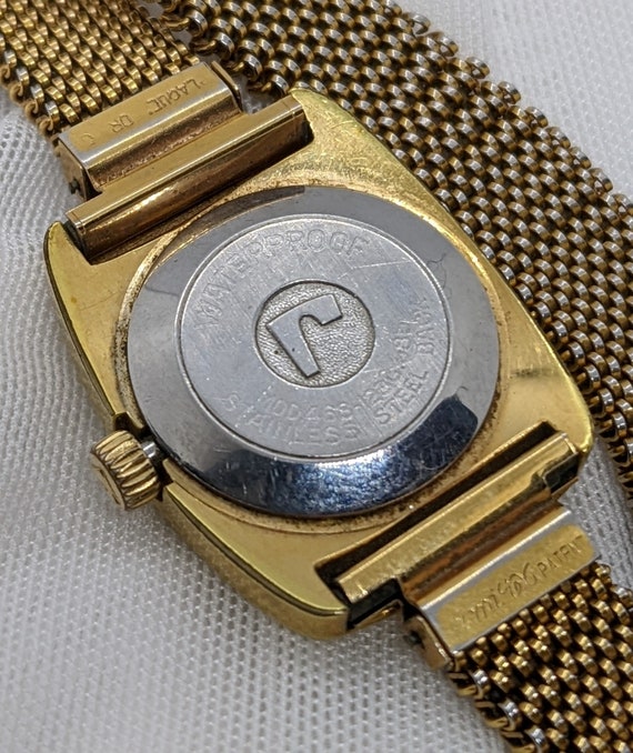 Vintage ROAMER Ladies Watch WINDUP goldtone band … Gem