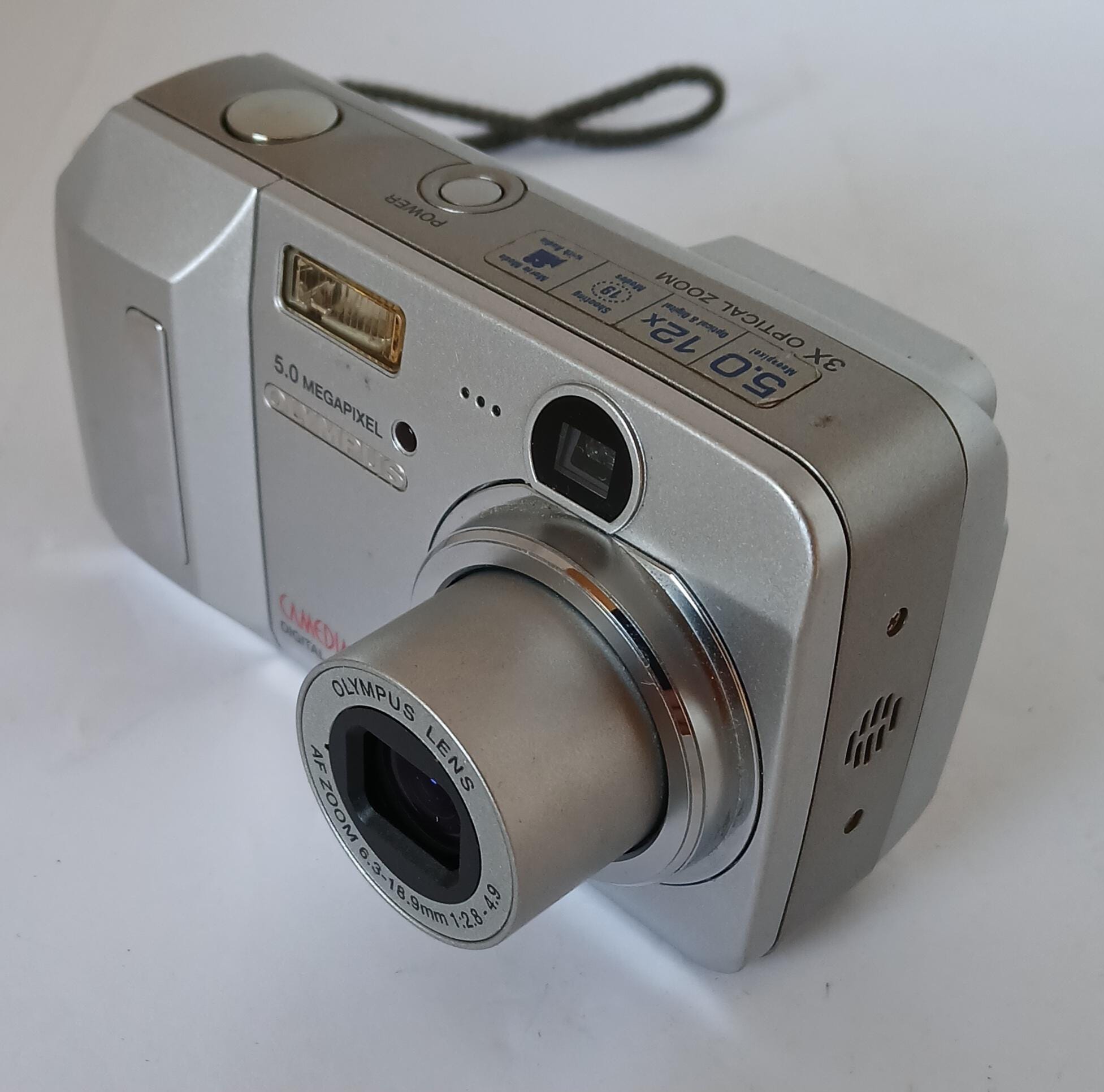 デジタルカメラ OLYMPUS CAMEDIA X-500 オリンパス、xD対応の500万画素