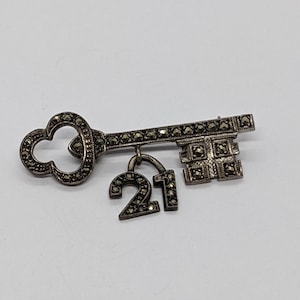Vintage Sterling Silver Marcasite &quot;21st BIRTHDAY&quot; Key to the Door