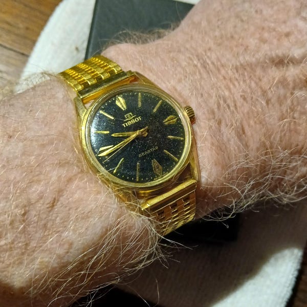 Vintage TISSOT Gents "SEASTAR" Watch c1960 Swiss-Made Windup Working Well