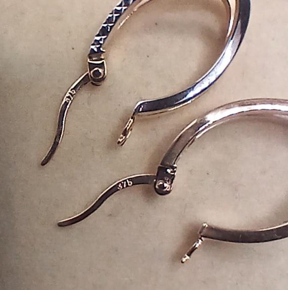 9ct Yellow/White Solid Gold Patterned Hoop Earrin… - image 5