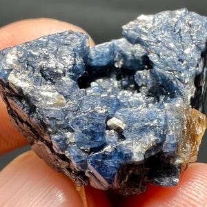50 Carat Terminated Blue Spinel Crystal With Fluorescent Mica From Pakistan