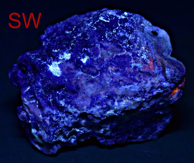 Cristal De Hackmanita Azul Fosforescente Fluorescente De 212 Quiates Con Lazurita Y Pirita De Badakhshan Afganistán imagen 4