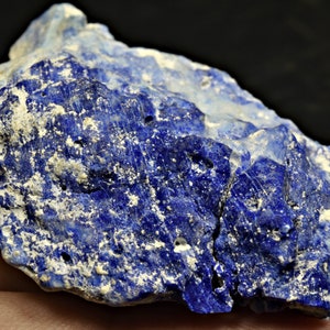 Cristal De Hackmanita Azul Fosforescente Fluorescente De 212 Quiates Con Lazurita Y Pirita De Badakhshan Afganistán imagen 5