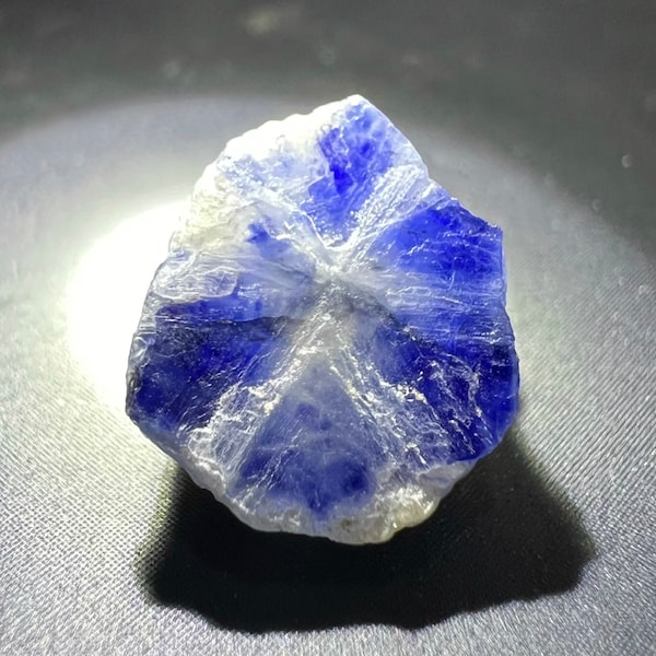 8 Carat Natural Terminated Fluorescent Trapiche  SAPPHIRE Crystal From Badakhshan Afghanistan