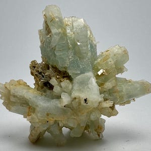 375 Carat Terminated Aquamarine CrystalBunch With Muscovite Mica From Skardu Pakistan