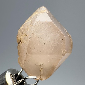 152 Carat Natural Quartz Crystal with Unique Color from Afghanistan – Rare Collector Specimen