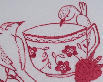 Bird Redwork Stickmuster, PDF Stickmuster, "Edward und Matilda Wählen Sie China - Summer Blooms"