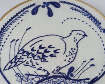 Schneehuhn Stickdatei, Stickdatei, gestickter Vogel