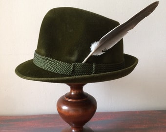 Vintage velvet hat, Marke Echter Nobleza, size 55. Vintage velvet hat, Marke Echter Nobleza, size 55