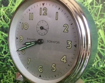 Vintage Bayard alarm clock, model Sonnfor Bayard vintage alarm clock model Sonnfor
