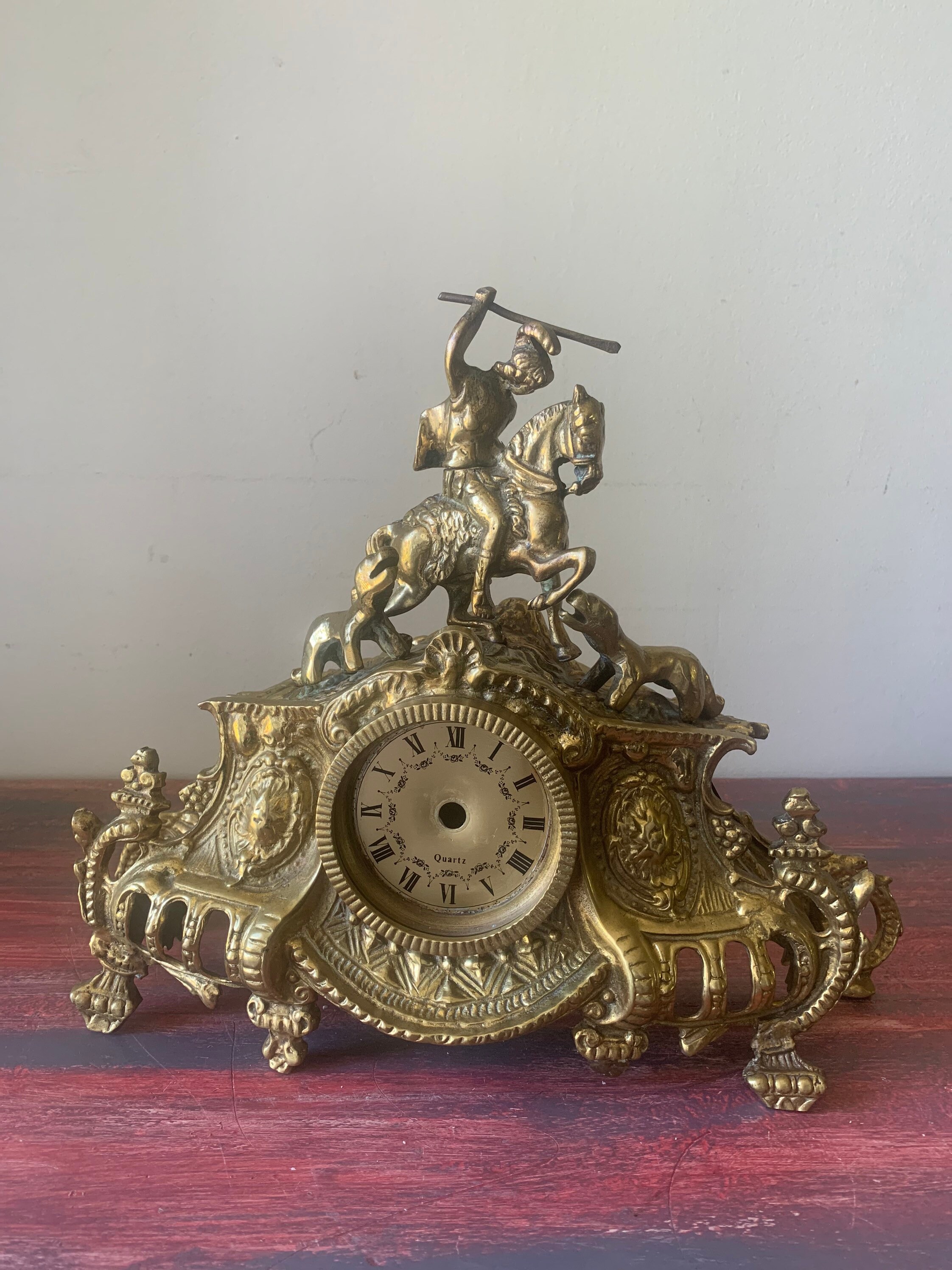 Pendule Aux Cavalier et Loups