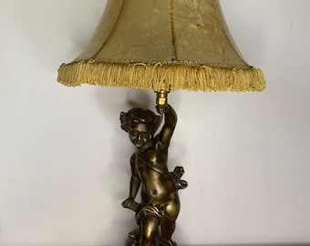 Cherub angel sculpture lamp