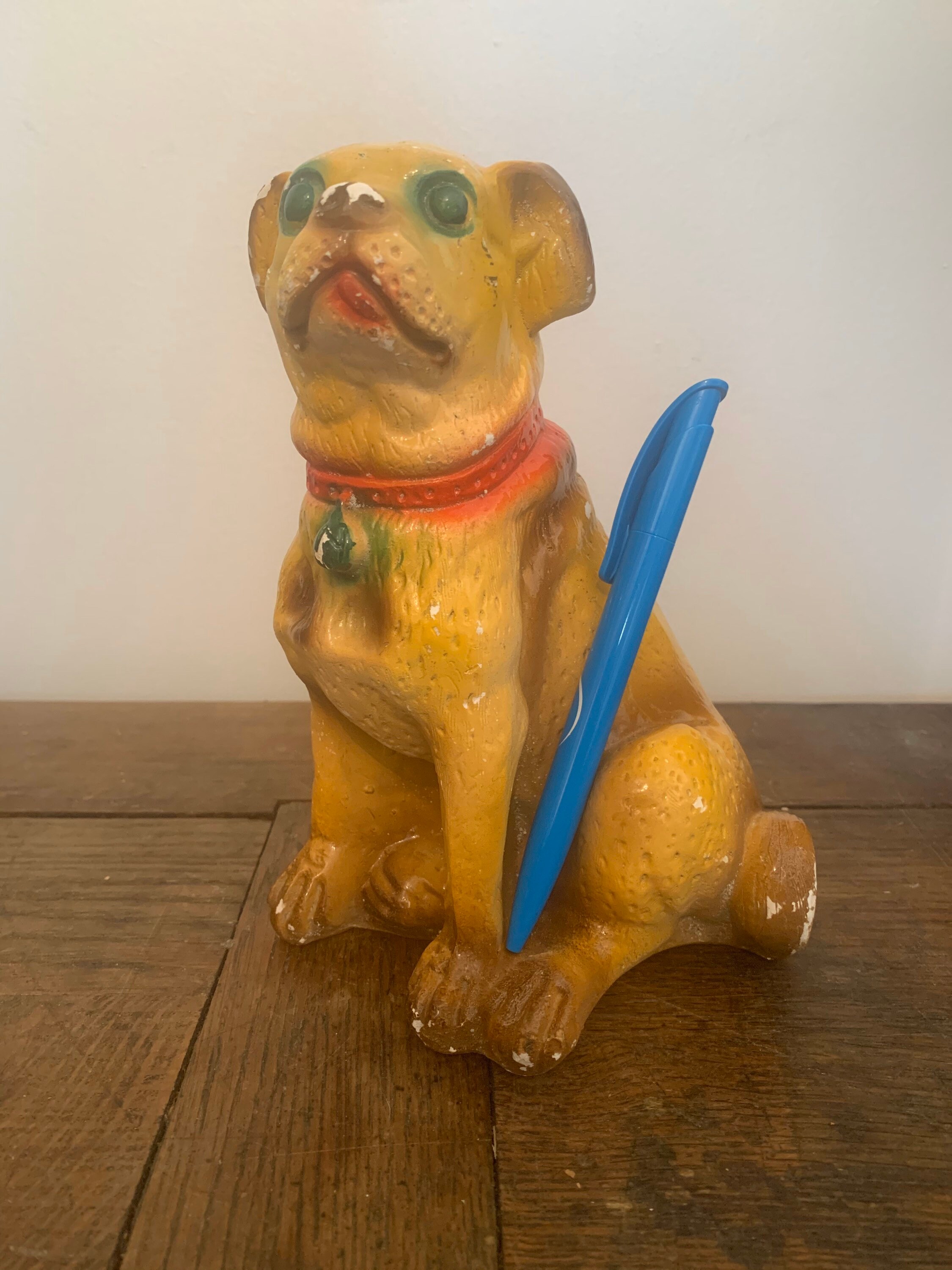 Tirelire en Plâtre Petit Chien