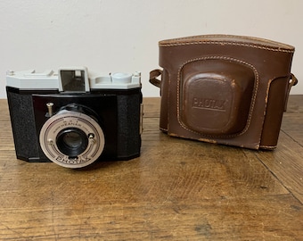 CAMARA FOTOS VINTAGE REGULA SPRINTY C 300 de segunda mano por 30 EUR en Pola de Siero en WALLAPOP