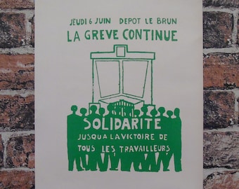 propaganda posters 60s Vintage Atelier Populaire Poster Print: la greve continue