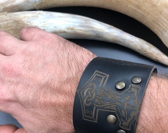 XXL Leather Viking Bracelet : Mjolnir Thor Hammer , Valknut & Vegvisir Symbols