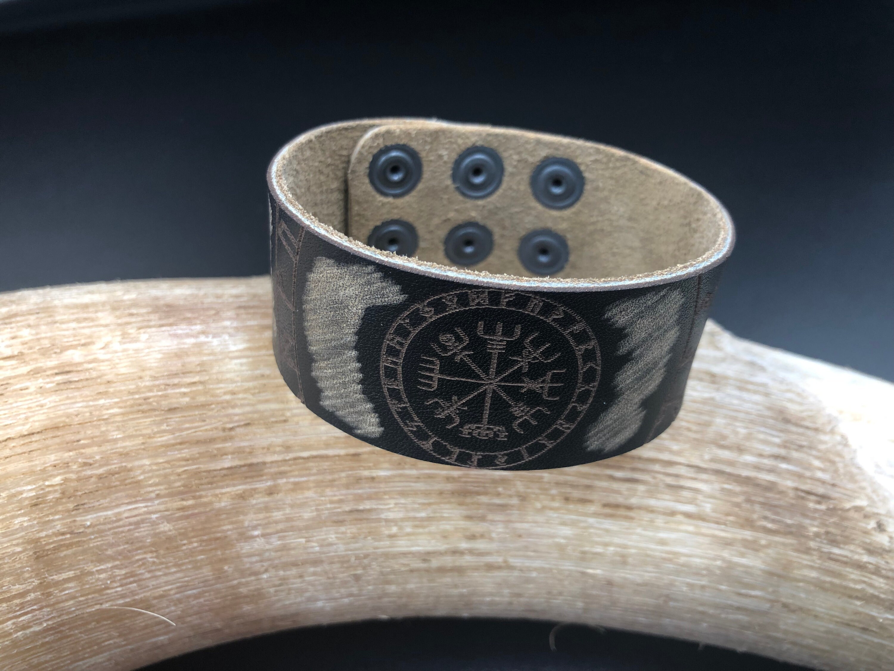 Viking Vegvisir Leather Bracelet For Men - Nordic Runic Compass Wristband, Alloy & Leather