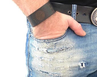 Tree of Life Leather Bracelet : Men's Norse Cuff