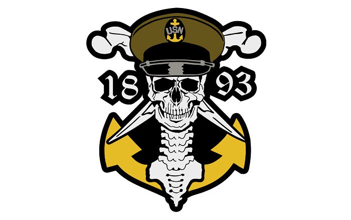 Color Navy Chief Skull and Cross Bones Backbone Anchor PNG | Etsy
