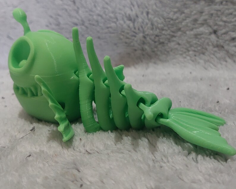 Articulated Fish Skeleton Angler Fish Flexi Fidget Angler Etsy