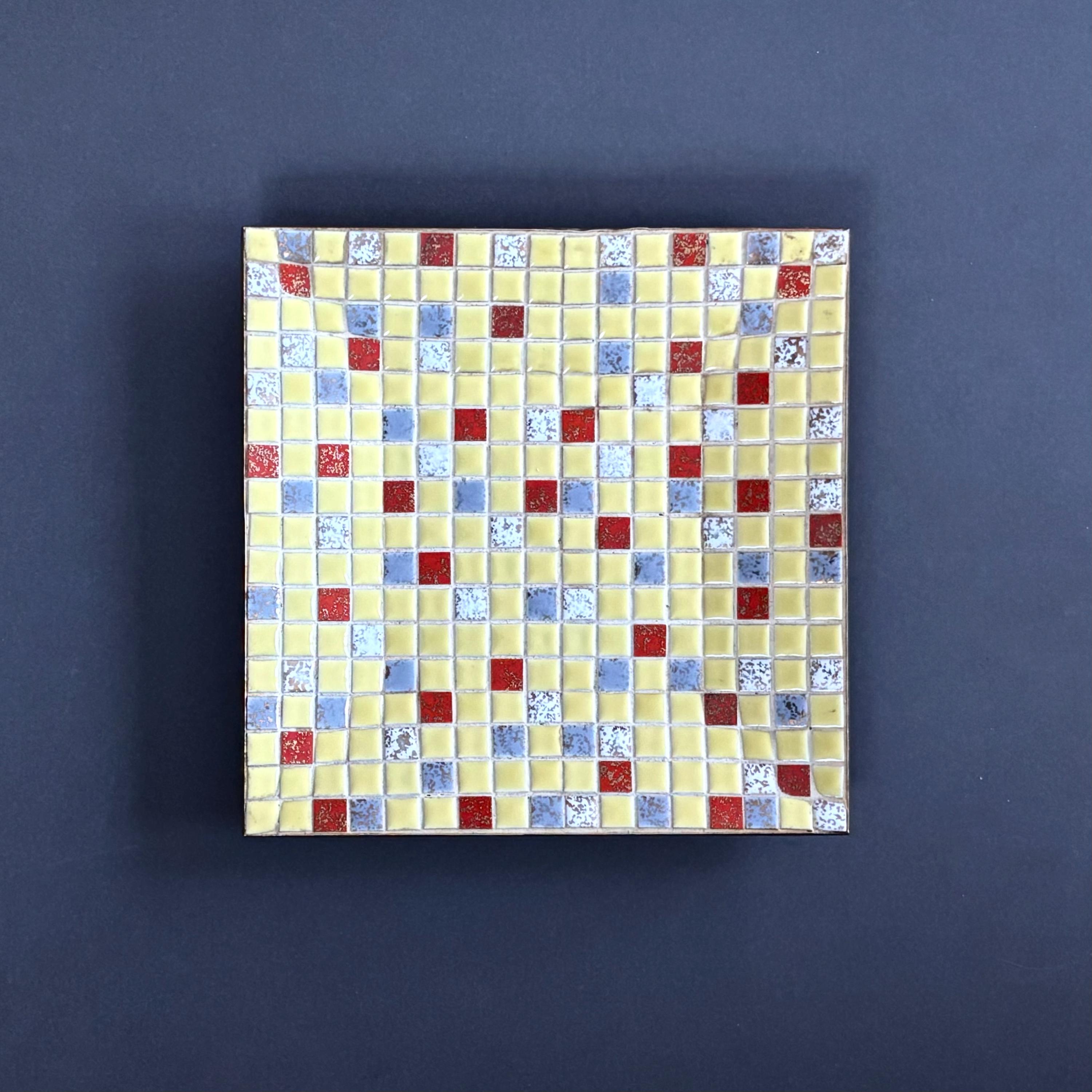 Piatto in metallo con mosaico piastrellato MCM vintage
