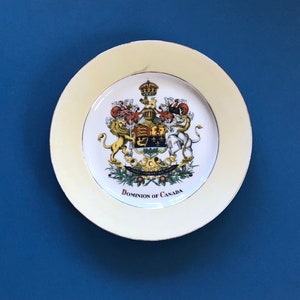 Vintage “Dominion of Canada” Plate, Coat of Arms and Luster Border