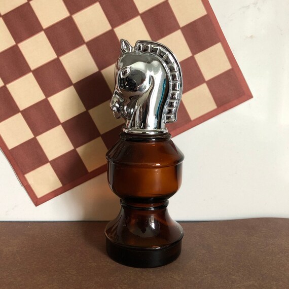 Vintage AVON Chess Piece Men’s Cologne Decanters Kni… Gem