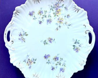 Hermoso plato para tartas austriaco vintage con asa de guisante de olor