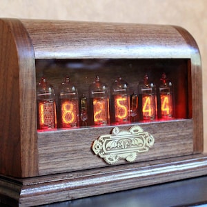 Elizabeth-American Walnut Nixie Tube Clock with brass decoration elements and customizable engravings