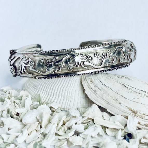 Heavy Bangle Hand carved With Water Lily Pattern Handmade in Sterling Silver Etsy Canada