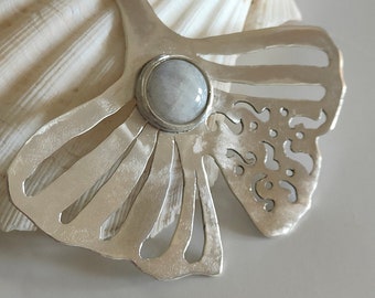 925 silver ginkgo leaf pendant and moonstone cabochon