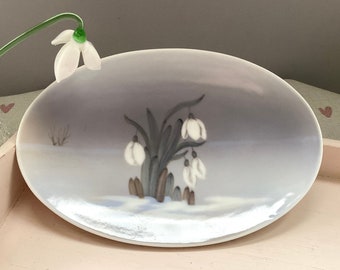 Porcelain Snowdrop Trinket Dish - Vintage Royal Copenhagen, 2685/852, Spring Flower Soap Dish, Vintage Home Decor, Scandinavian Accent