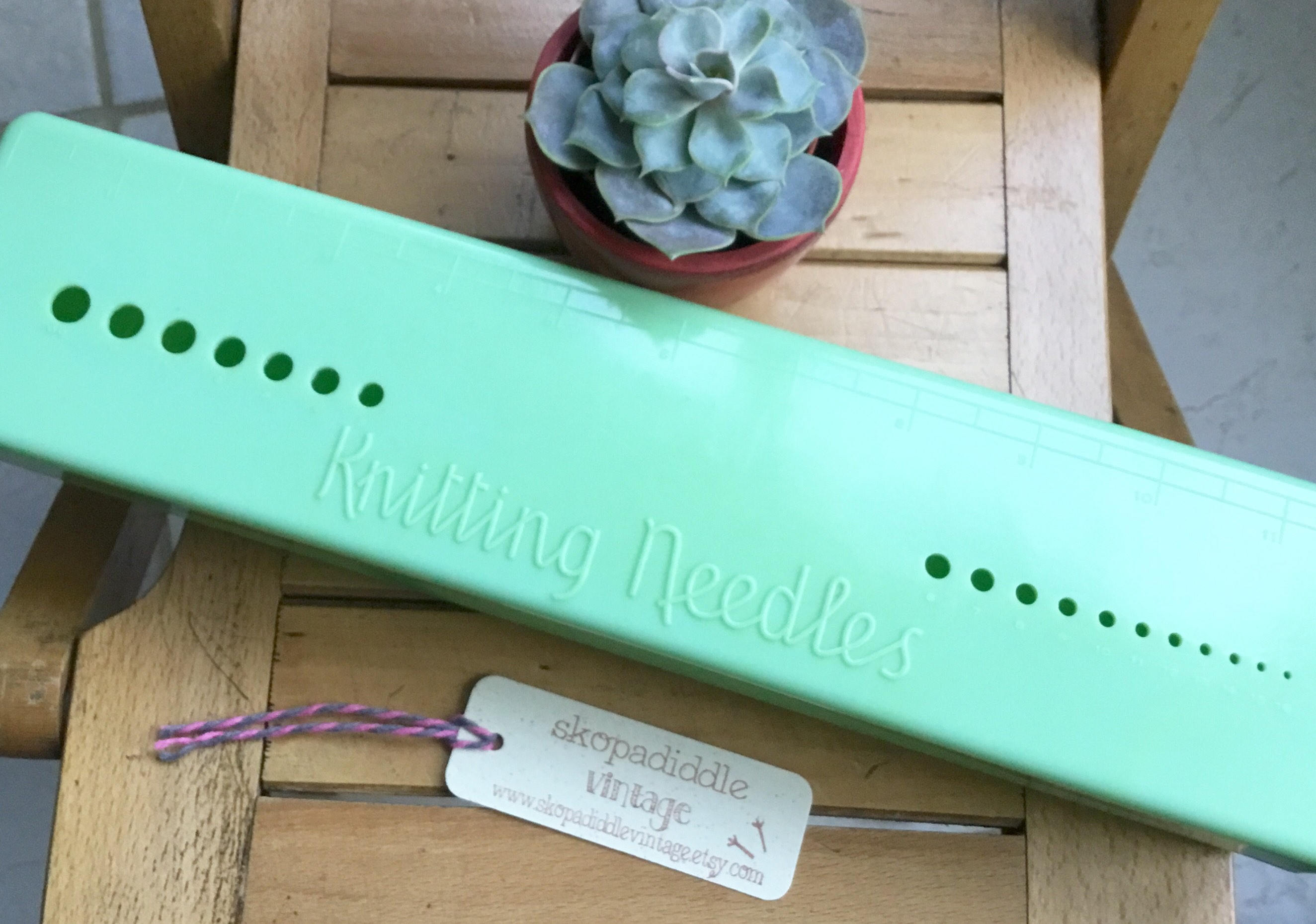 Vintage Knitting Needle Holder 'Bex' Pastel Green Etsy